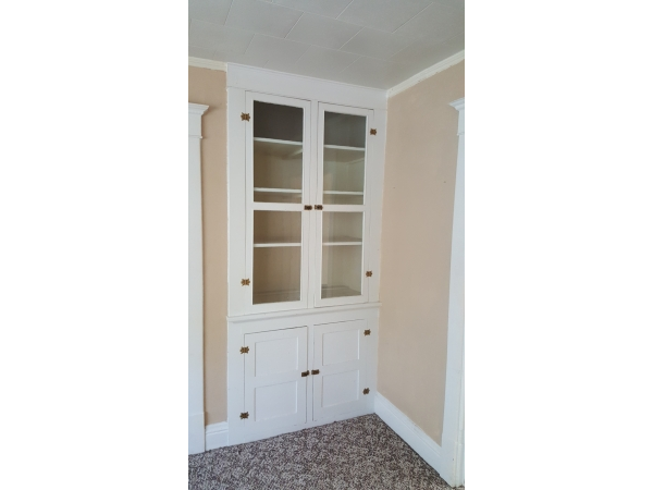 Built-in china hutch