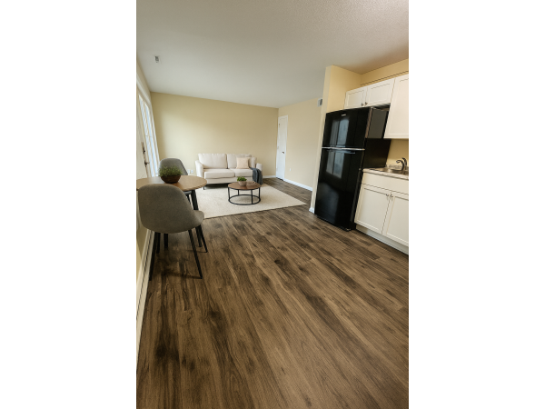 Welcome Home to Comfortable Living, 120 Sherwood Ct #1, #1, Waterloo, IA, 50701