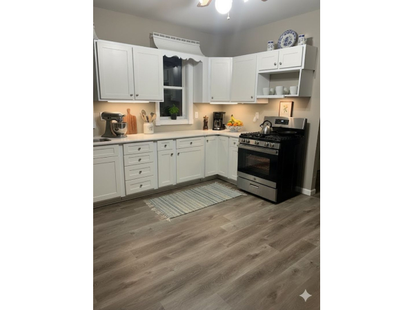 3 Bedroom House Available in Reinbeck!!, 802 E 3rd St, Reinbeck, IA, 50669