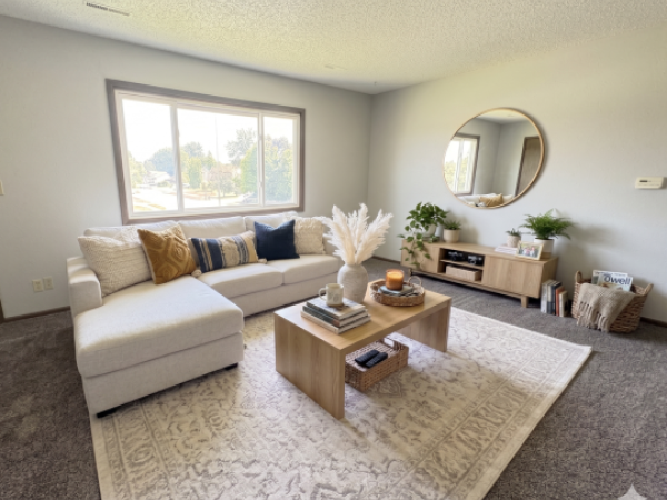 Top-Floor Comfort & Convenience – 2 Bed, 1 Bath Near MercyOne!, 1303 Ravenwood Rd - 6, Waterloo, IA, 50702