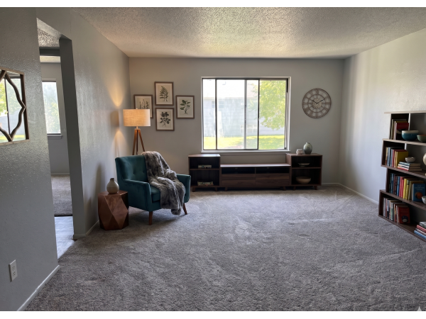 Stunning 2 Bedroom Apartment! (JUNE SPECIAL), 1111 Langley Rd - 6, Waterloo, IA, 6