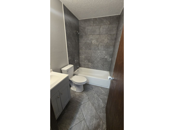 2 Bed 1 Bath Renovated Duplex for Rent!!!, 1153 Oleson Rd, Waterloo, IA, 50702